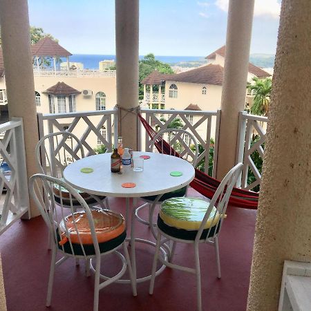 #D1 Castle Studio Wifi King Bed Ocho Rios Jamaica 외부 사진