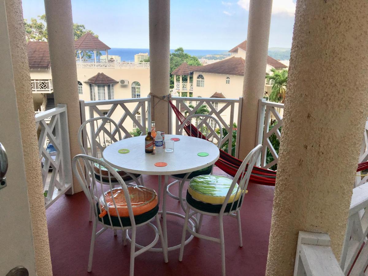 #D1 Castle Studio Wifi King Bed Ocho Rios Jamaica 외부 사진